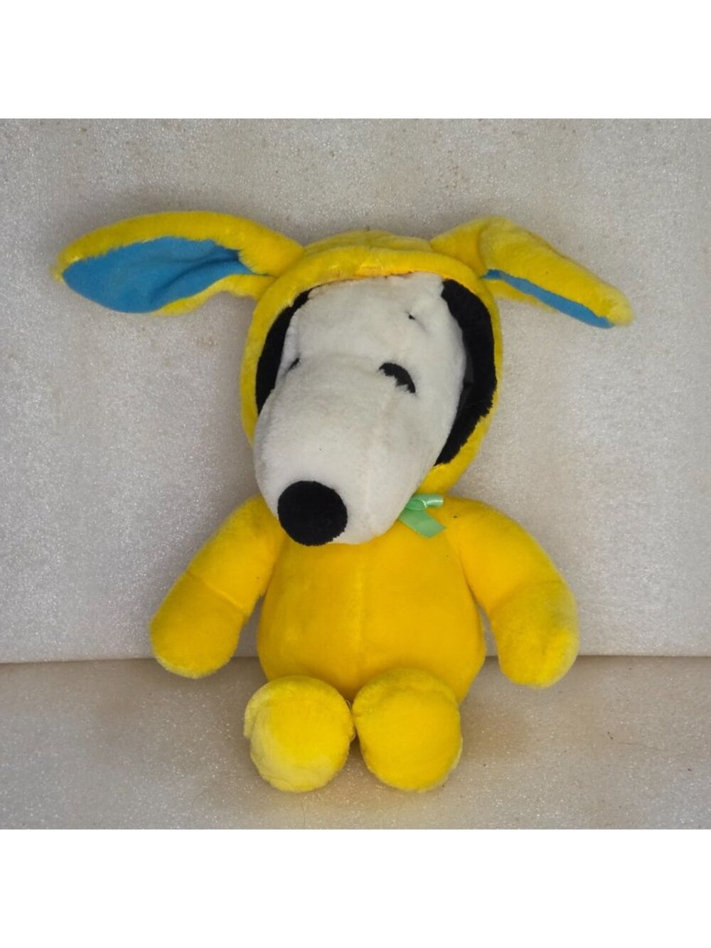 Peanuts Snoopy Easter Bunny Costume Plush Vintage 11" Yellow Determined Prod